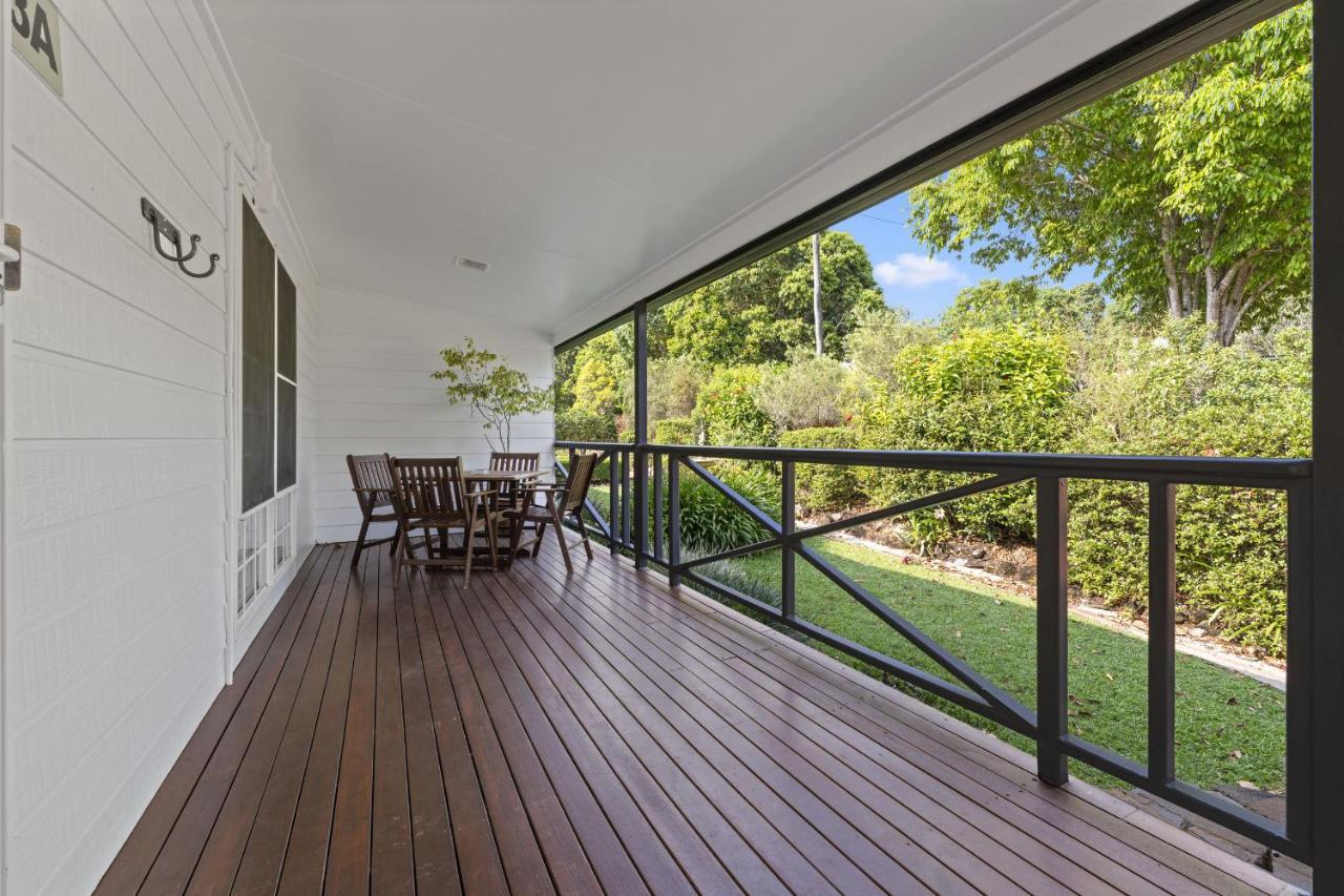 Birds 'N' Bloom Cottages Yungaburra Exterior photo